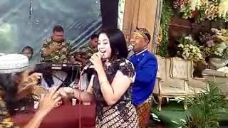 Download lagu Lek Tukiyar sawer biduan mp3
