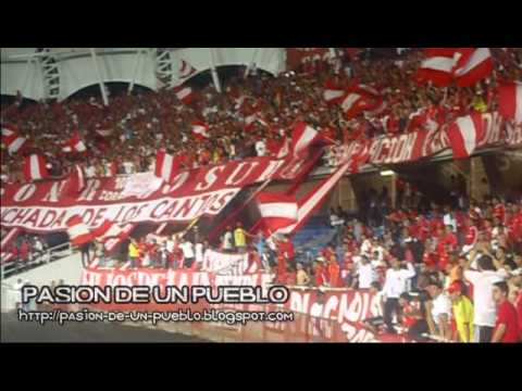 "Yo no soy como el Verde que los trapos los pierde../ Solo le pido a Dios.." Barra: Baron Rojo Sur • Club: América de Cáli • País: Colombia