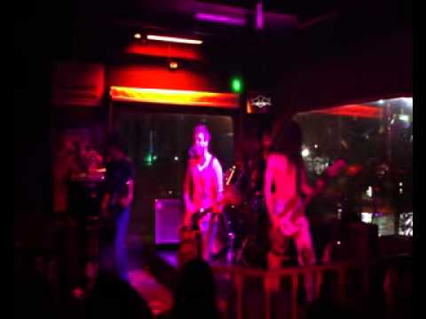 D'MONTANA  (MIS SENTIMIENTOS)  THE BRITISH BULLDOG.MARGARITA 2011