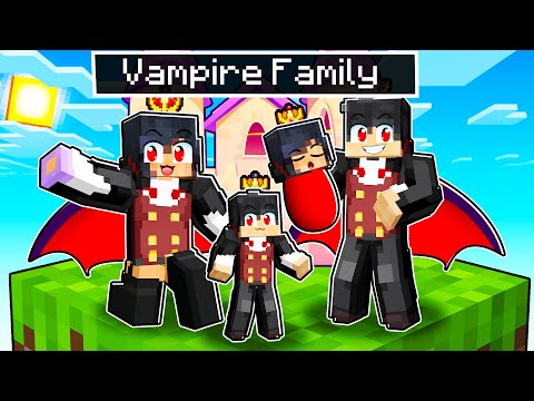 ROYAL VAMPIRE FAMILY in Minecraft! Ein, Aaron, KC GIRL