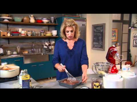 Easy Chocolate Cake Recipe⎢Martha Stewart