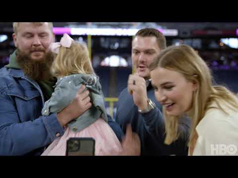 Ryan Kelly and Mark Glowinski Learn They are Girl Dads | Hard Knocks In Season