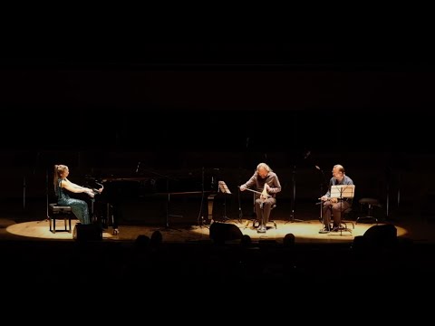 Improvisation around SATIE's Gnossienne n.1 : Derya Türkan, Sokratis Sinopoulos & Joanna Goodale