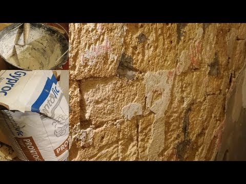 Forte dolore nella parte bassa della schiena e le mani nella coscia Un bambino sotto i mal di collo uno anno