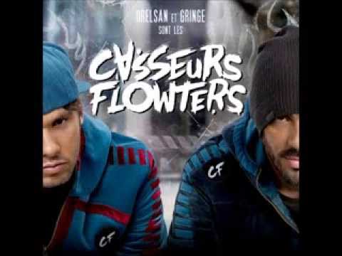 16h22, Casseurs Flowters - Deux conn@rd dans un abri-bus.