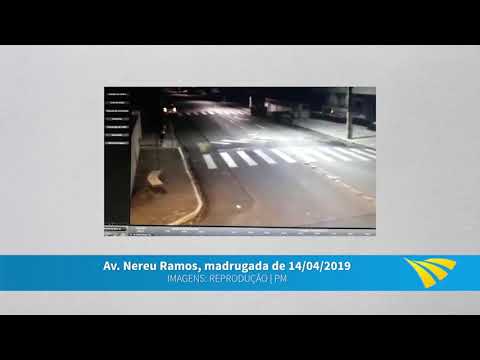 Momento do acidente com o piloto que continua desaparecido em Piçarras desde domingo
