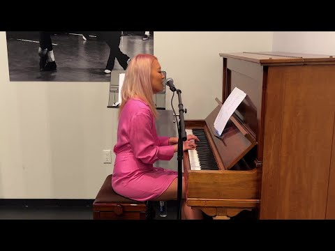 Play video