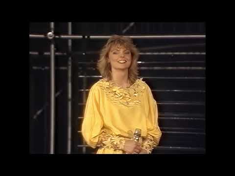 Bernadette - Sing Me A Song - Netherlands - Eurovision Song Contest 1983