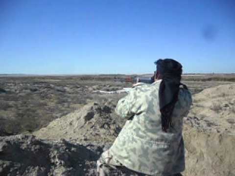 استهداف كتيبة الدفاع الجوي في محيط مطار دير الزور العسكري بالرشاشات الخفيفة من قبل لواء أسود السنة