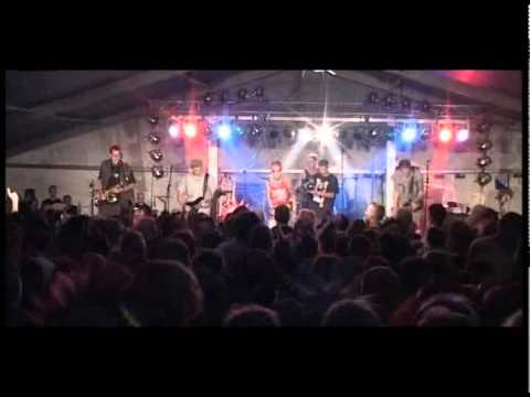 Force Attack 2004 ][ Cut My Skin - Stuck in your Head