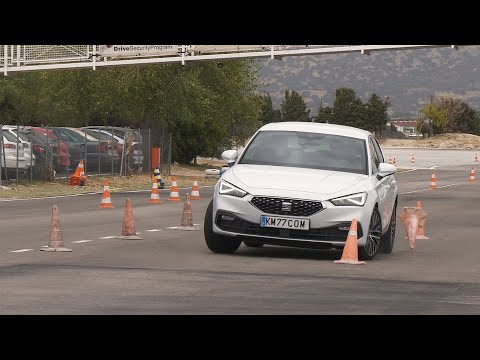 SEAT León 2020 – Maniobra de esquiva (moose test) | km77.com