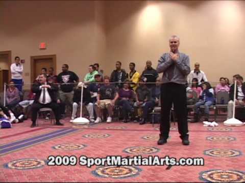 Willie Hicks v Mike Scaperato - Men's LW point sparring - 2009 NBL Supergrands