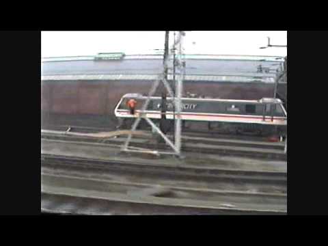 Class 87 87031 & Class 90 90011 seen passing Longsight Manchester Depot 06/02/93