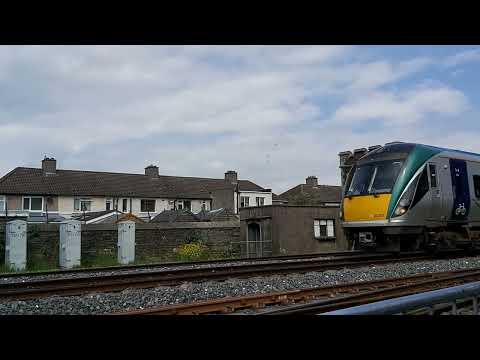 22304 Passes Inchicore With LOADS OF HORN 7/5/22