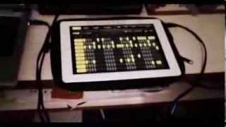 Video thumbnail for [DEMO] DM1: the Drum Machine for iPad (Fingerlab) TR-808 kit by Thiago Gomes