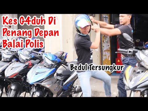 Kes G4DUH DI PENANG DEPAN BALAI POLIS - PR4NK GOES WRONG ! Bedul Kena Jijak