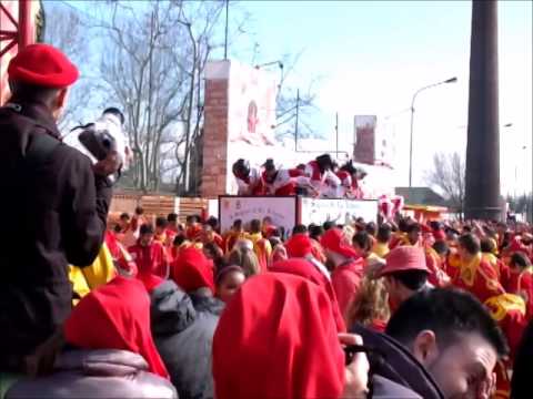 Battle of Oranges in Ivrea - HEADSHOT