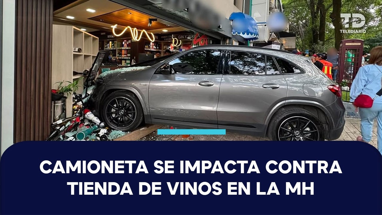 Adulta mayor choca contra negocio de vinos en Lomas de Chapultepec