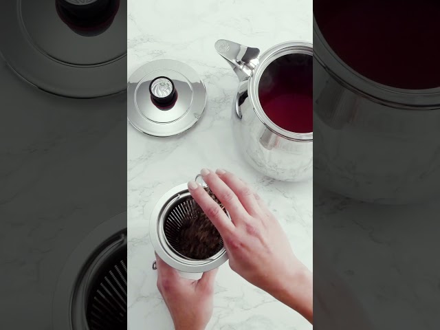 Vídeo relacionado con LA TETERA AZUL Surtido De Infusiones. Set De Infusiones De Té Verde, Té Rojo, Hibisco, Rooibos, Jengibre, Limón, Frutos Del Bosque, Chai Latte y Menta. 21 Bolsitas De 1,5 Gramos