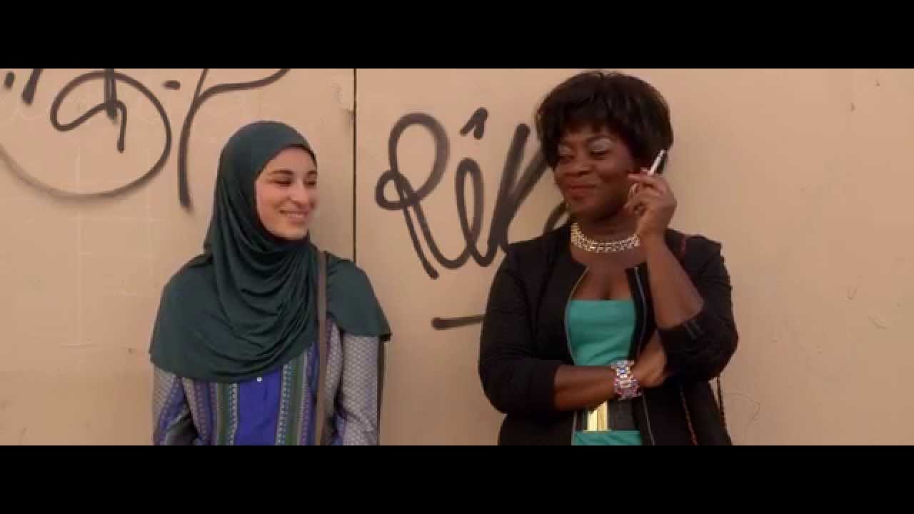 I'm All Yours / Je suis à vous tout de suite (2015) - Trailer (French)