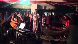 Hiatus Kayiote - &#39;Shaolin Monk Motherfunk&#39; - live in the Boiler Room