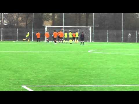 13 feb 2016 Brederodes A1 - VV De Meern A2 com 2-2 Doelpunt Brederodes (2-2)