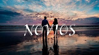 NOVIOS - Gustavo Elis Ft. Corina Smith (Letra)