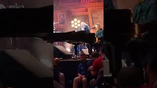 Daryl Hall with the LFDH Band- Babs &amp; Babs Live