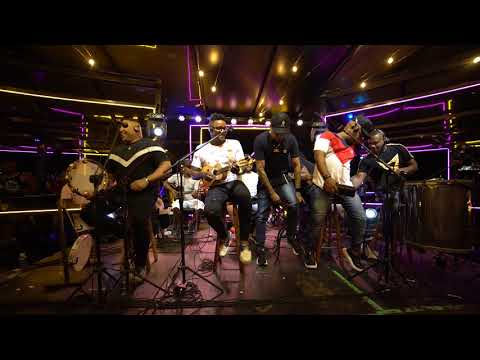 PAGODÃ0 DO BALACO - Grupo Balacobaco ( parte 3)