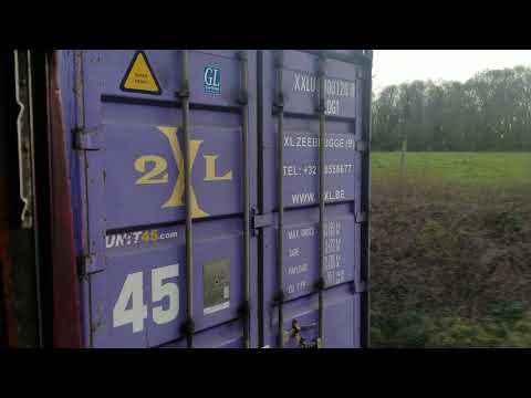 48151 on the Salopian Express vs 90016 & 90048 on Daventry-Coatbridge Freightliner.