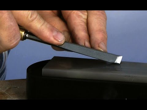 How to Sharpen Your V tool 6 - Sharpen the Sides