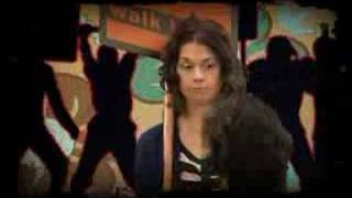 She's So Hot Boom! - Flight Of The Conchords (Lyrics