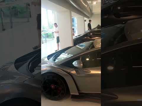 Z týchto Lamborghini bolo vyrobených iba 12 kusov. #mrfastr #lamborghini #lamborghiniveneno