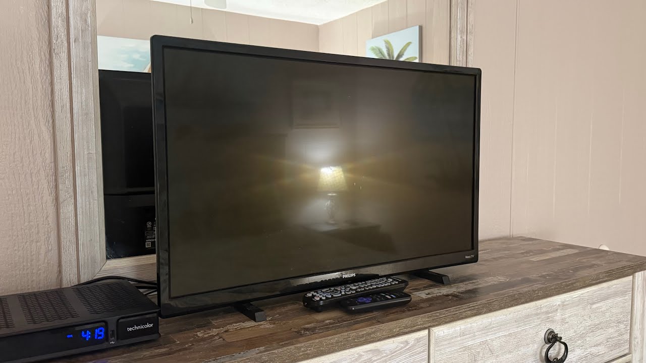 Philips 32PFL4664/F7A Roku Television Set