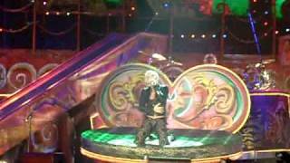 Pink Live Manchester 25/4 - Leave me Alone (I&#39;m Lonely)