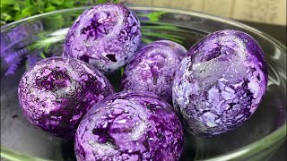 In 3 MINUTES! Dyeing eggs is REALLY EASY! Here's how to color Easter eggs.