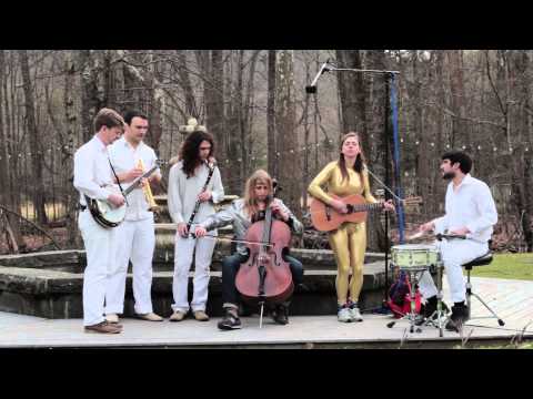Garden Sessions: Arc Iris - "Money Gnomes" - Radio Woodstock 100.1 - 4/25/14
