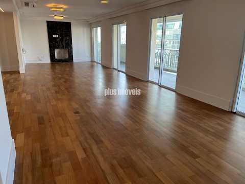 Vídeo do imóvel — Apartamento à venda com 250m², 4 quartos e 5 vagas - Moema Índios.