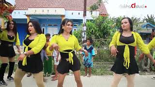 Download lagu DUA LALAKI - SINGA DANGDUT PUTRA GENADES | SUKAMAJU - SUBANG TERBARU 2023 mp3