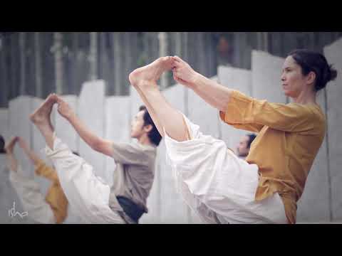 Play Video Youtube Video