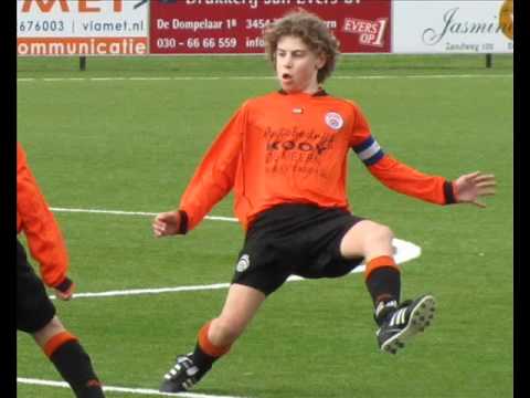 VV De Meern D1 - seizoen 2010/2011 in vogelvlucht (met muziek)