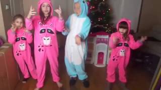 Funny Grandma & The Pajama Girls Stop, Drop, Roll Their Hips & More!