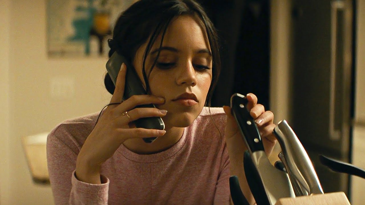 GAROTA entra no jogo de um PSICOPATA ASSASSINO que sabe do seu passado SOMBRIO!