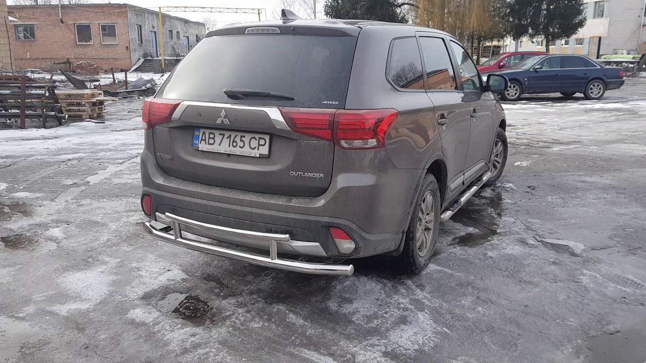 Mitsubishi Outlander 2012-2021 гг. Задняя дуга AK004-2 (нержавейка) Video 1