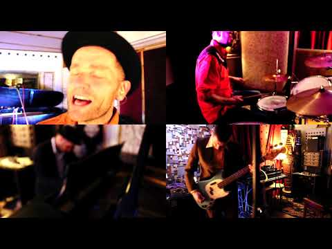 David Ford - The Wall Has Come Between Us (Official Music Video) (Live at Echo Zoo)