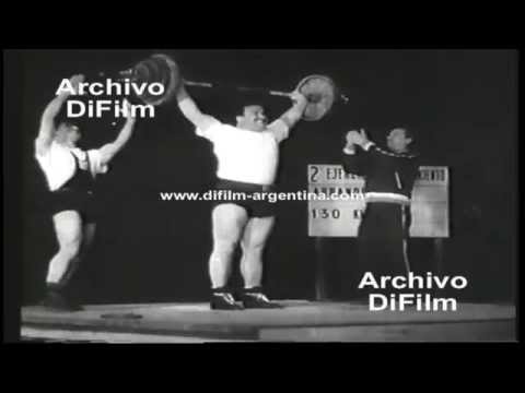 DiFilm - Campeonato Argentino de Pesas en el Club de Gimnasia y Esgrima (1954)