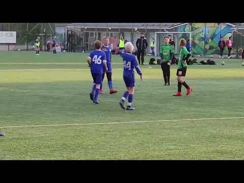 loni tekee maalin (koips)