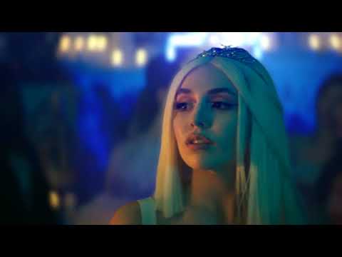 Christina Aguilera & Ava Max - Beautiful (Remix)