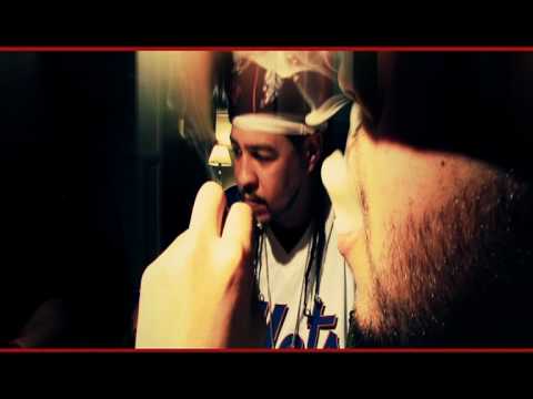 Stretch "HoodShit" & Mike Skillz "Im A Drug"