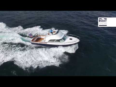 [ENG] NEW BERTRAM 35 - Luxury Fisherman Test - The Boat Show